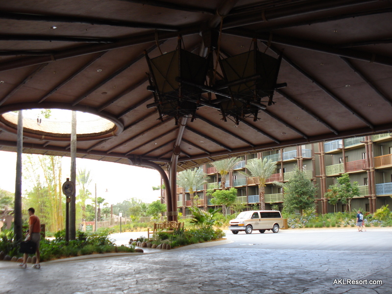 Kidani Porte Cochere